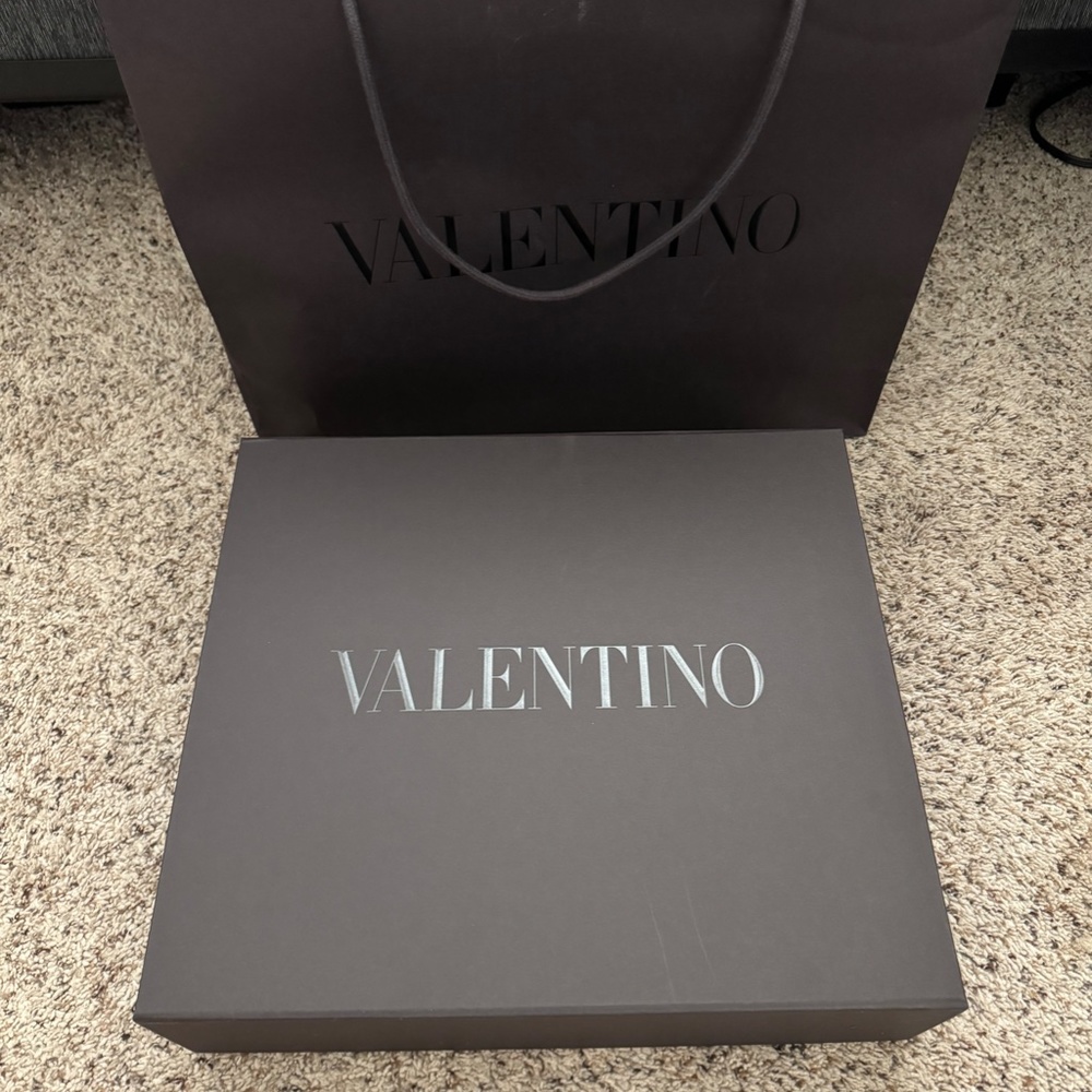 Valentino T-Shirt - Picture 5 of 5
